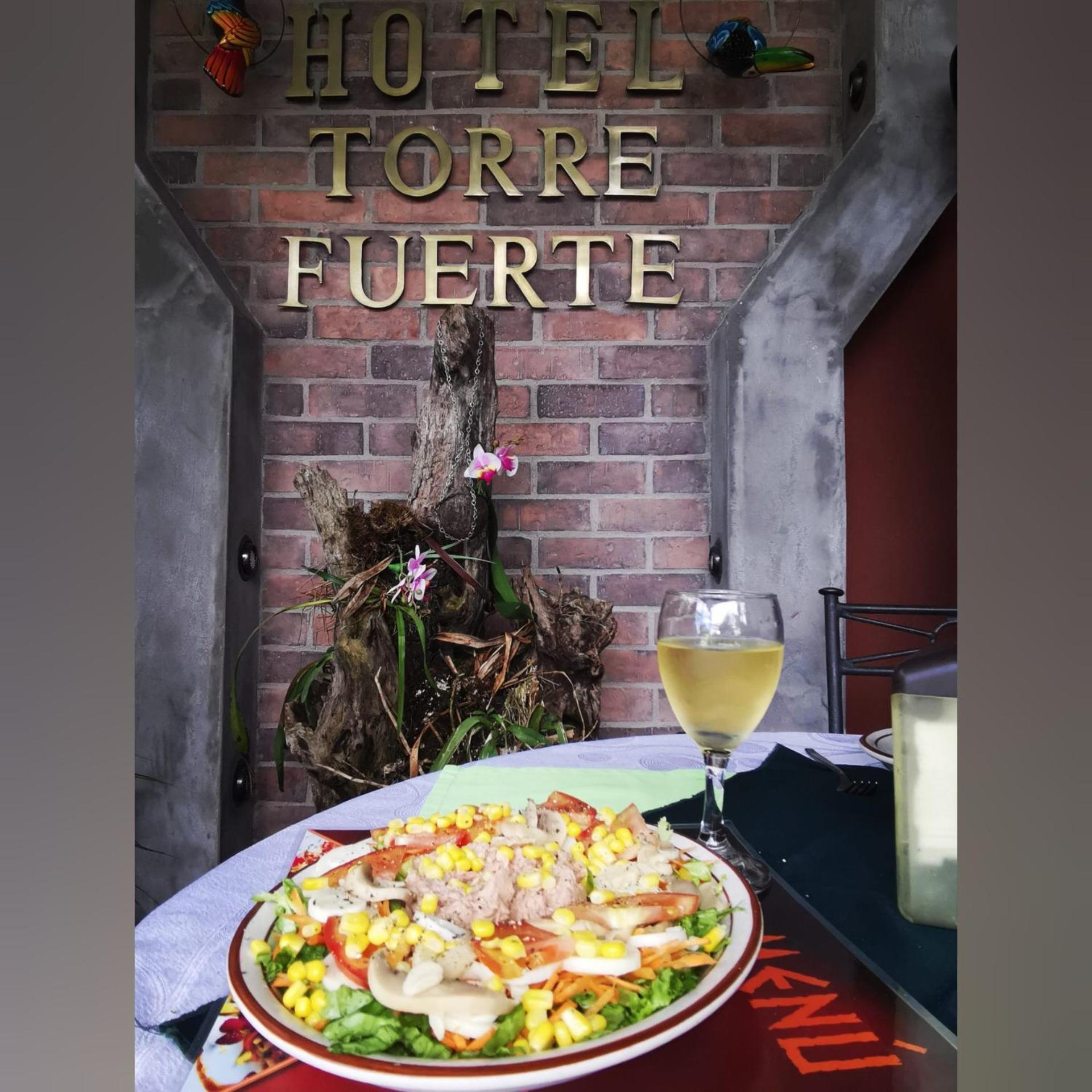 Hotel Torre Fuerte Venecia Kültér fotó